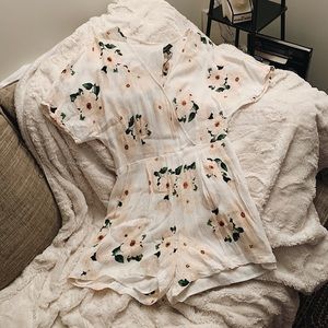 DYNAMITE floral romper